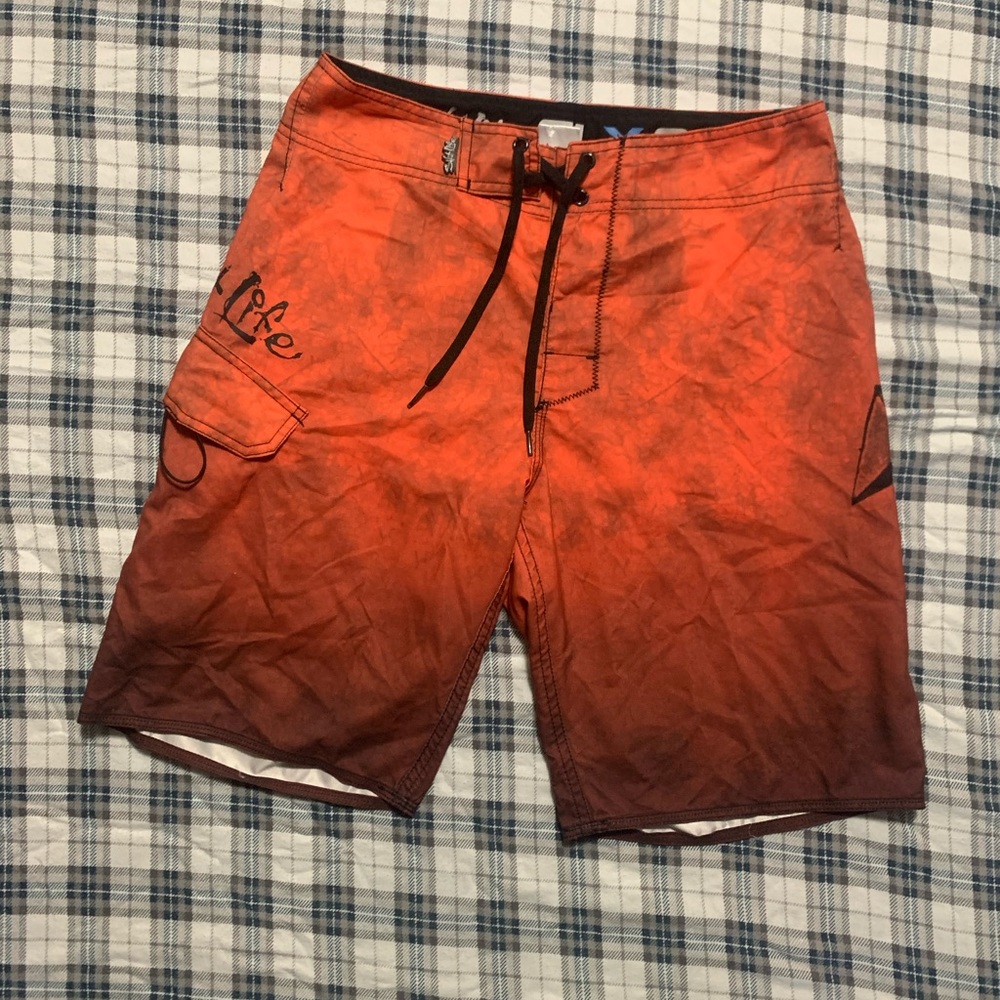 No rips or stains... excellent condition 😃😃😃